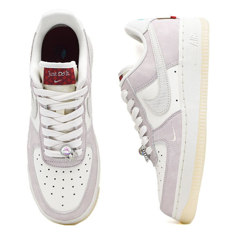 NIKE WMNS AIR FORCE 1 LOW 