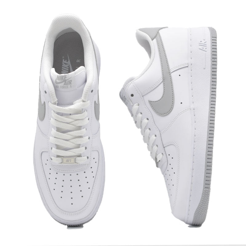 ナイキ] エア フォース 1 '07 [AIR FORCE 1 '07] ホワイト/ライト