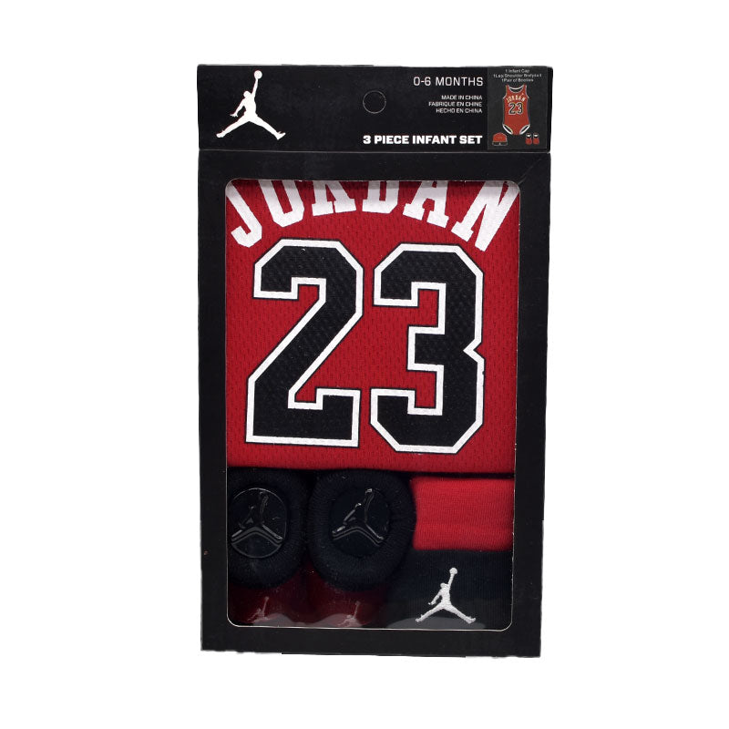 海外限定モデル Jordan ベビー 3ピースセット 0-6か月