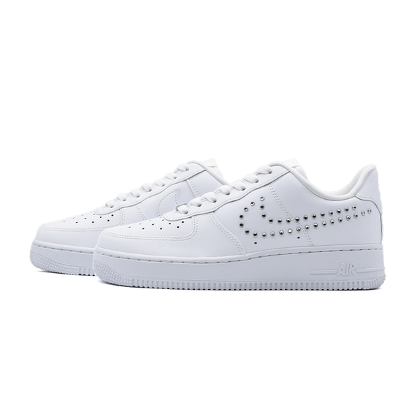 海外限定 NIKE AIR FORCE 1 '07 " SILVER STUDDED SWOOSH " FQ8887-100