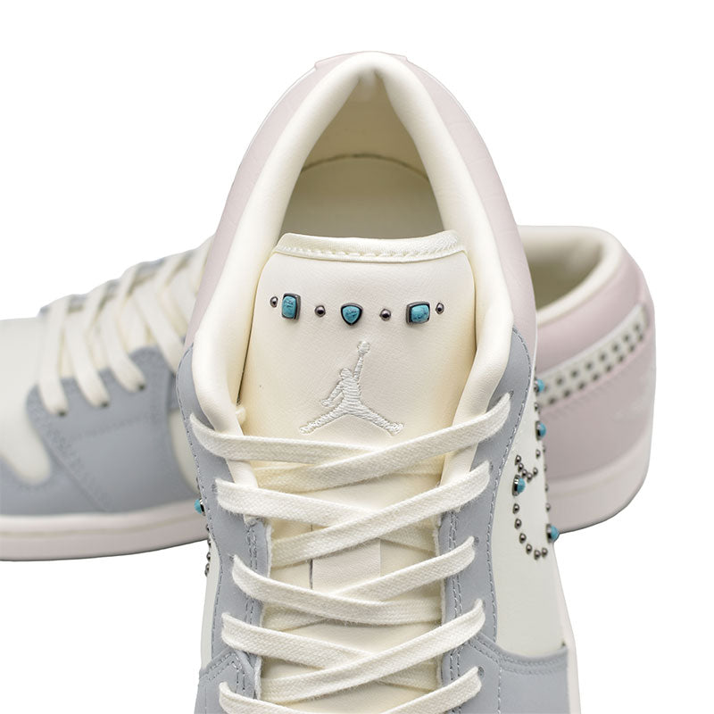 NIKE WMNS AIR JORDAN 1 LOW TURQUOISE / BLACK / WHITE IH7319-001