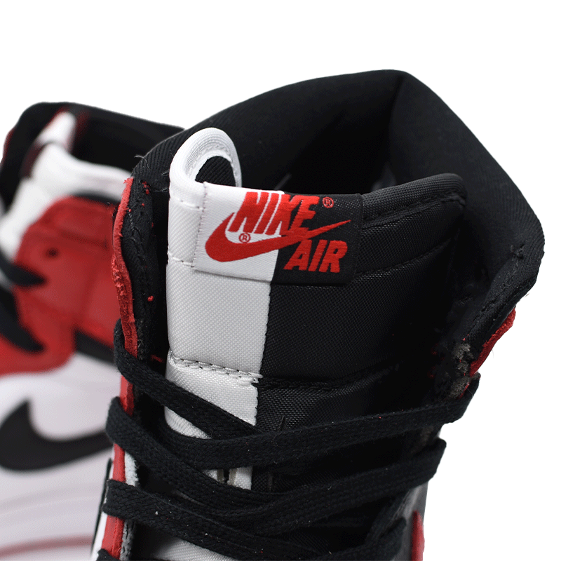 NIKE AIR JORDAN 1 RETRO "HOMAGE TO HOME"  AR9880-023