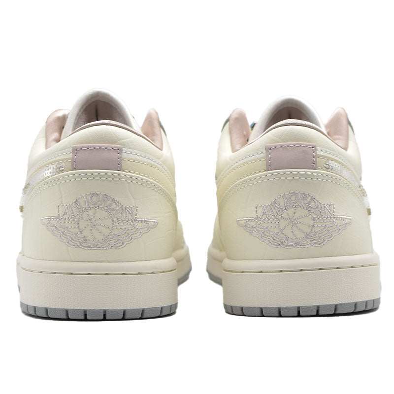 海外限定 NIKE AIR JORDAN 1 LOW SAIL / SOFT PEARL IH7323-100