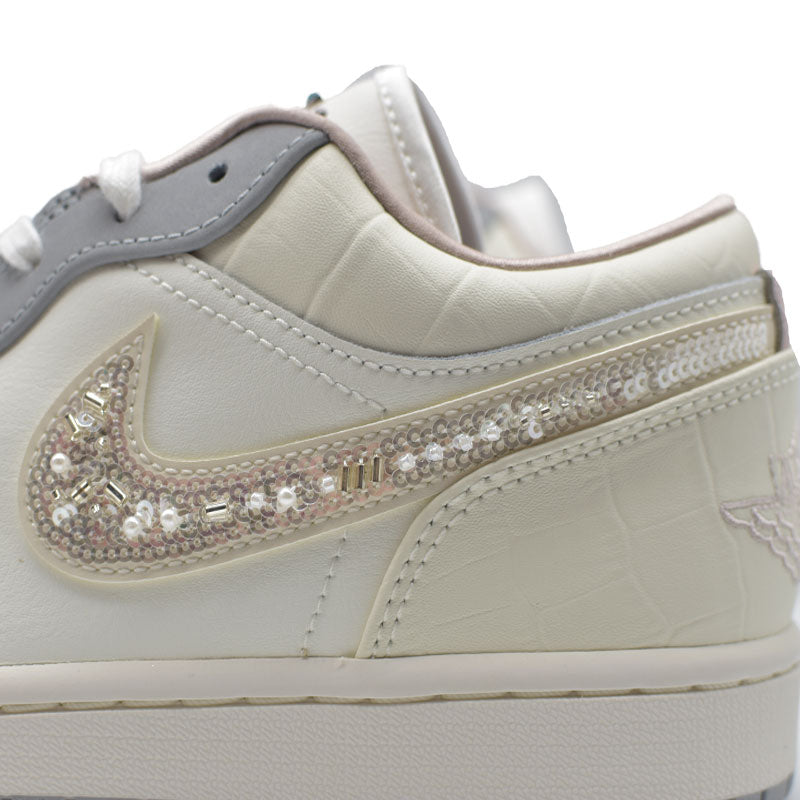 海外限定 NIKE AIR JORDAN 1 LOW SAIL / SOFT PEARL IH7323-100