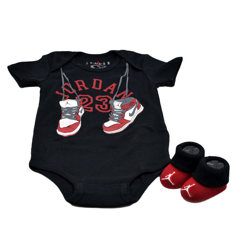 海外限定モデル Jordan ベビー 5ピースセット 0-6か月