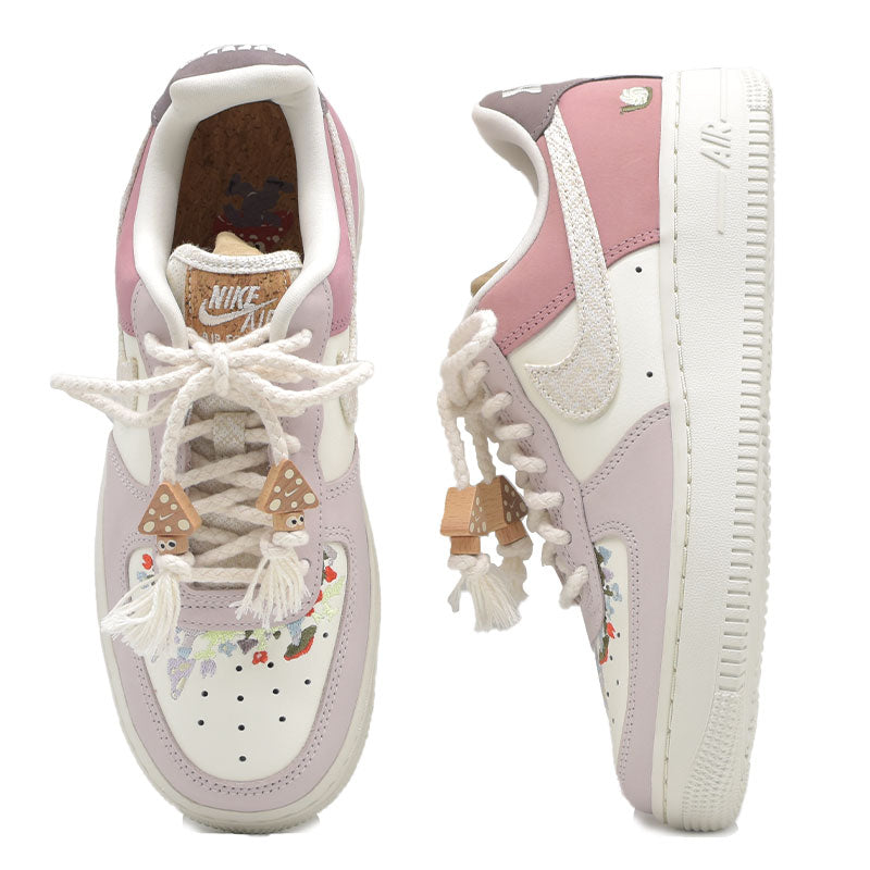 NIKE WOMEN'S AIR FORCE 1 LOW " MUSHROOM " IB8874-111