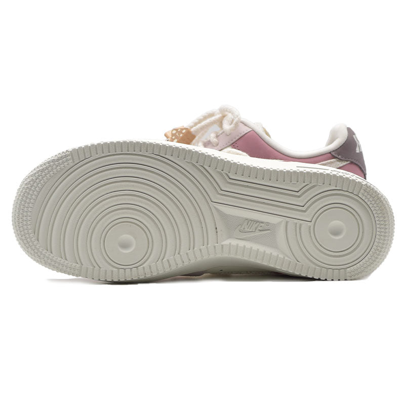 NIKE WOMEN'S AIR FORCE 1 LOW " MUSHROOM " IB8874-111