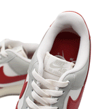 海外限定 NIKE AIR FORCE 1 '07 LV8 " GYM RED TOE "　HJ9094-012