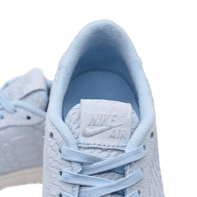 海外限定 NIKE AIR JORDAN 1 LOW PREMIUM “ SWOOSH LESS ” ICE BLUE 872782-441