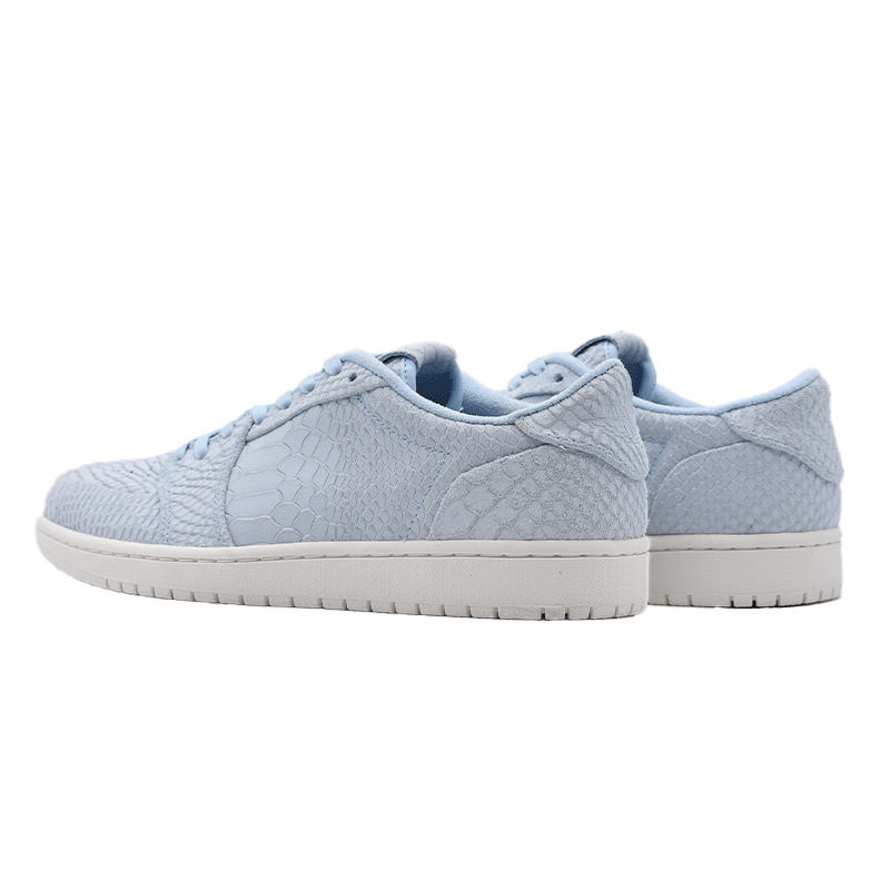 海外限定 NIKE AIR JORDAN 1 LOW PREMIUM “ SWOOSH LESS ” ICE BLUE 872782-441