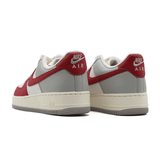 海外限定 NIKE AIR FORCE 1 '07 LV8 " GYM RED TOE "　HJ9094-012