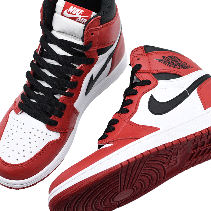 NIKE AIR JORDAN 1 RETRO HIGH OG ” CHICAGO ” 555088-101