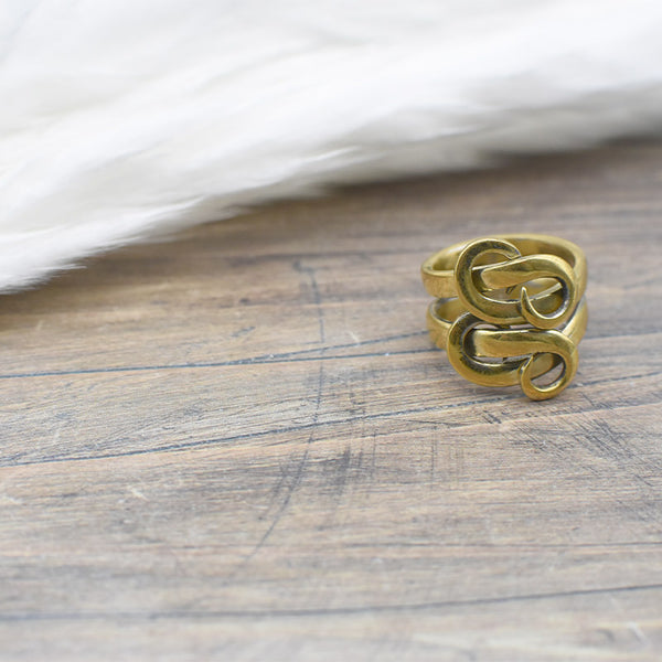 vintage”double naill” ring