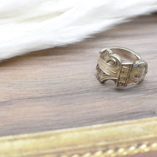 vintage”silver 1965” ring